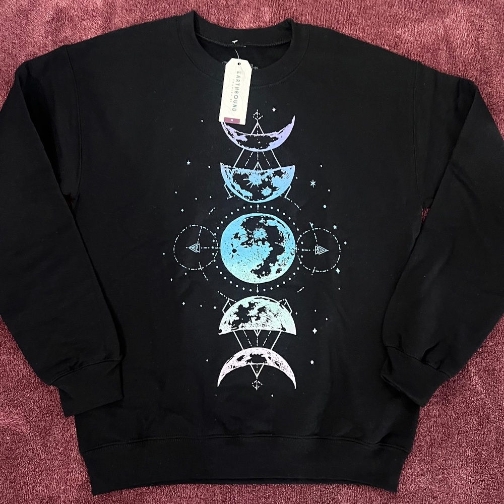 Goodie Two Sleeves PLANETS crewneck sweater Size S